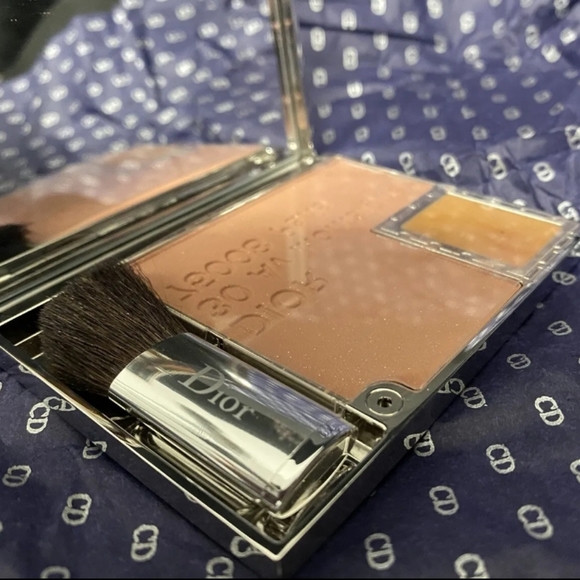 Dior Beauty Confidential Summer Face & Lips 001 (NIB Collectible) - Picture 8 of 14